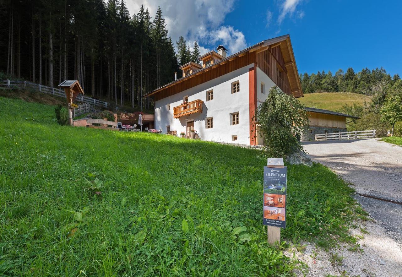 Silentium Dolomites Chalet Since 1600 Monguelfo-Tesido / Welsberg-Taisten Dış mekan fotoğraf